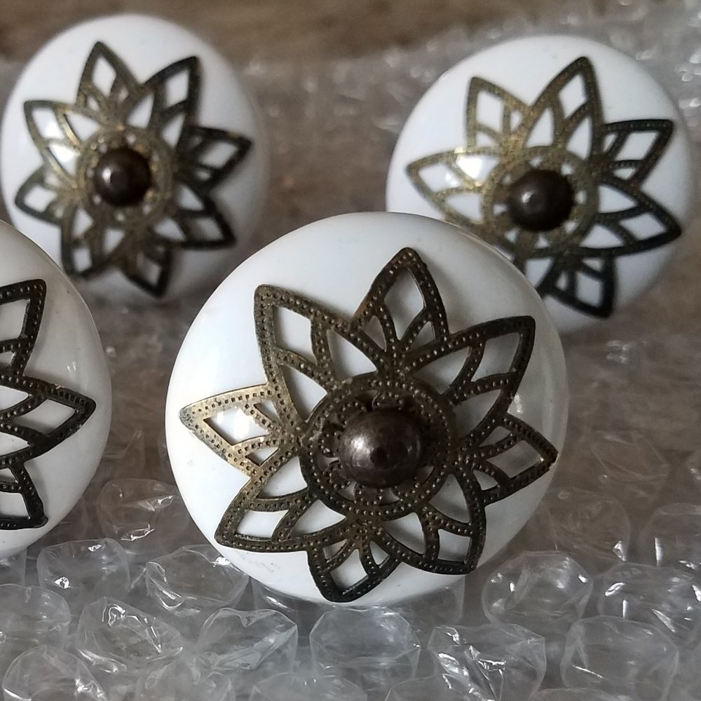 11 Brass White Ceramic Starburst Knobs